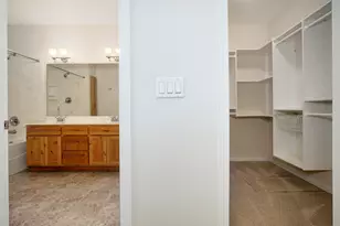 1634 NW F St, Grants Pass, OR 97526 - Photo 10