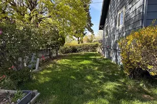 1914 Portland St, Klamath Falls, OR 97601 - Photo 30