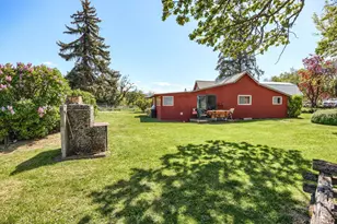 1249 N Valley View Rd, Ashland, OR 97520 - Photo 4