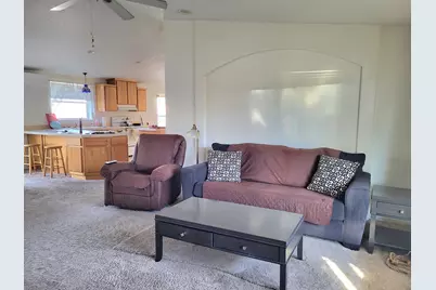 1509 Agape Way, Grants Pass, OR 97527 - Photo 2