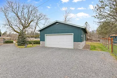 149 Queens Branch Road, Rogue River, OR 97537 - Photo 38