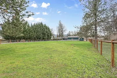 149 Queens Branch Road, Rogue River, OR 97537 - Photo 36