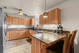 149 Queens Branch Rd, Rogue River, OR 97537 - Photo 12