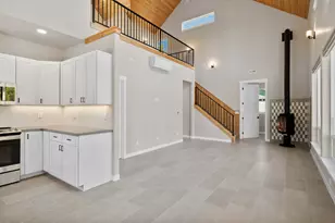 16932 Upland Rd, Bend, OR 97707 - Photo 12