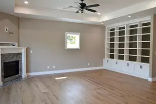 2181 SE Wyndham Way, Grants Pass, OR 97527 - Photo 4