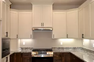 2181 SE Wyndham Way, Grants Pass, OR 97527 - Photo 8