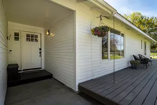 64950 Glacier View Dr, Bend, OR 97703 - Photo 30