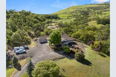 2809 Dead Indian Memorial Road, Ashland, OR 97520 - Photo 2