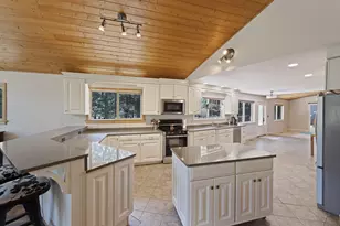 14590 Mountain View Loop, Sisters, OR 97759 - Photo 8