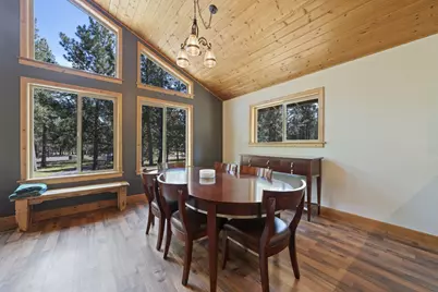 14590 Mountain View Loop, Sisters, OR 97759 - Photo 16