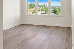 2580 N W Awbrey Point Cir, Bend, OR 97703 - Photo 24