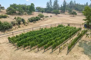 7575 Torrey Pines Terrace, Eagle Point, OR 97524 - Photo 16