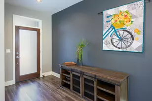 2341 NW Debron Ln, Bend, OR 97703 - Photo 6