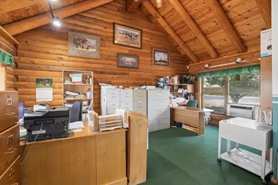 10744 Highway 62, Eagle Point, OR 97524 - Photo 8