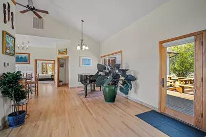 67076 Sunburst Street, Bend, OR 97703 - Photo 16