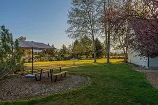 67076 Sunburst St, Bend, OR 97703 - Photo 56