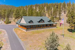 8101 NE Mill Creek Rd, Prineville, OR 97754 - Photo 2