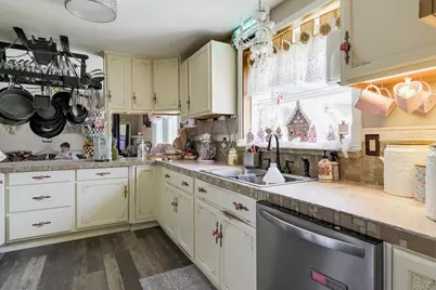 20873 SE Greenmont Drive, Bend, OR 97702 - Photo 2