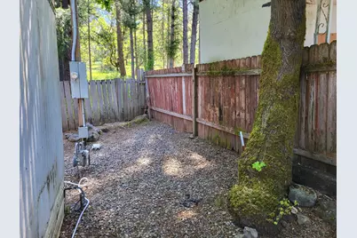 7001 Rogue River Highway #23, Grants Pass, OR 97527 - Photo 10