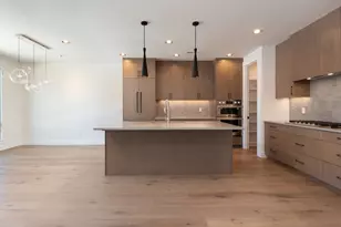 1134 NW Ochoa Dr, Bend, OR 97703 - Photo 8