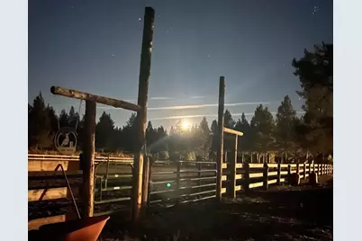 17235 S Century Drive, Bend, OR 97707 - Photo 36