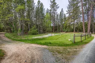 770 Pass Crk Rd, Grants Pass, OR 97526 - Photo 8