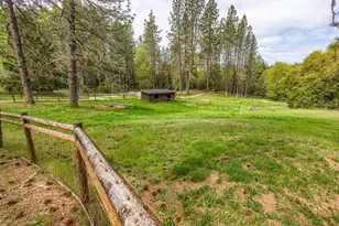 770 Pass Crk Rd, Grants Pass, OR 97526 - Photo 6