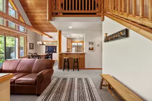 4632 Marsh Hawk Dr, Klamath Falls, OR 97601 - Photo 8