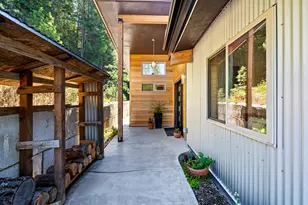 24100 E Evans Creek Rd, White City, OR 97503 - Photo 16