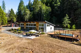 24100 E Evans Creek Rd, White City, OR 97503 - Photo 110