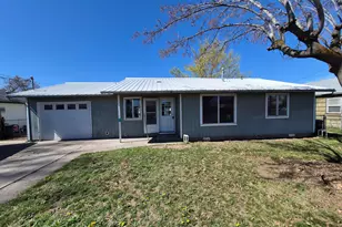 785 NW Beaver St, Prineville, OR 97754 - Photo 2