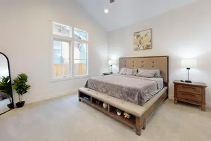 282 W Lundgren Mill Dr, Sisters, OR 97759 - Photo 4