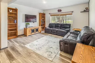 1940 Dobbs Rd, Prineville, OR 97754 - Photo 6