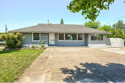 1204 W Main Street, Medford, OR 97501 - Photo 10