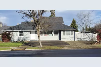 1204 W Main Street, Medford, OR 97501 - Photo 2