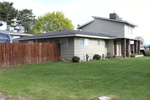 2003 Carlson Dr, Klamath Falls, OR 97603 - Photo 32