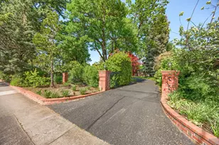 2336 Table Rock Rd, Medford, OR 97501 - Photo 88