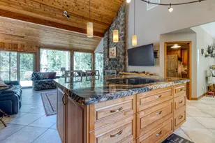 13582 Hollyhock, Black Butte Ranch, OR 97759 - Photo 18