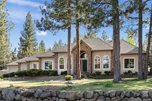 1047 NW Milton Ct, Bend, OR 97703 - Photo 4