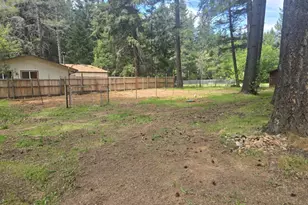 140 Bonanza Dr, Selma, OR 97538 - Photo 20