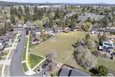 2640 NE 8th Street, Bend, OR 97701 - Photo 18