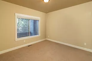 3143 NW Craftsman Dr, Bend, OR 97703 - Photo 14