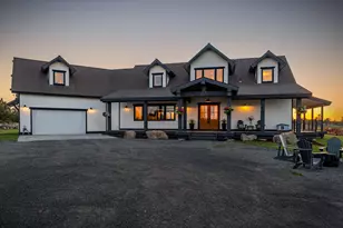 23636 Ten Barr Trl, Bend, OR 97701 - Photo 4