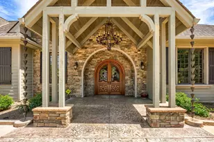 1918 Stevens Rd, Eagle Point, OR 97524 - Photo 6