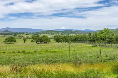 1918 Stevens Road, Eagle Point, OR 97524 - Photo 68
