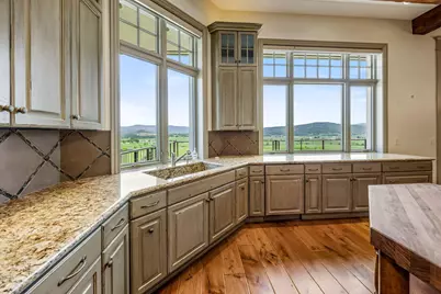 1918 Stevens Road, Eagle Point, OR 97524 - Photo 16