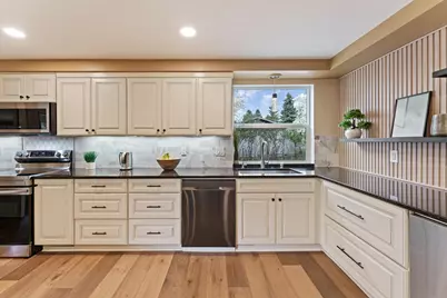 61556 Twin Lakes Loop, Bend, OR 97702 - Photo 4