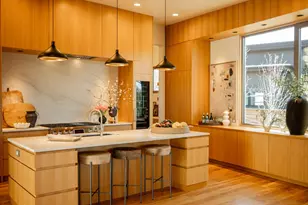 61913 Hosmer Lake Dr, Bend, OR 97702 - Photo 12