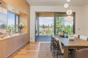 61913 Hosmer Lake Dr, Bend, OR 97702 - Photo 20