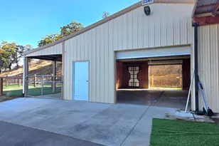 4002 Dry Creek Rd, Medford, OR 97504 - Photo 42